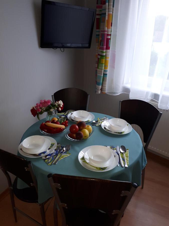 Bela - Pokoje Z Aneksami I Apartamenty Kolobrzeg Bagian luar foto