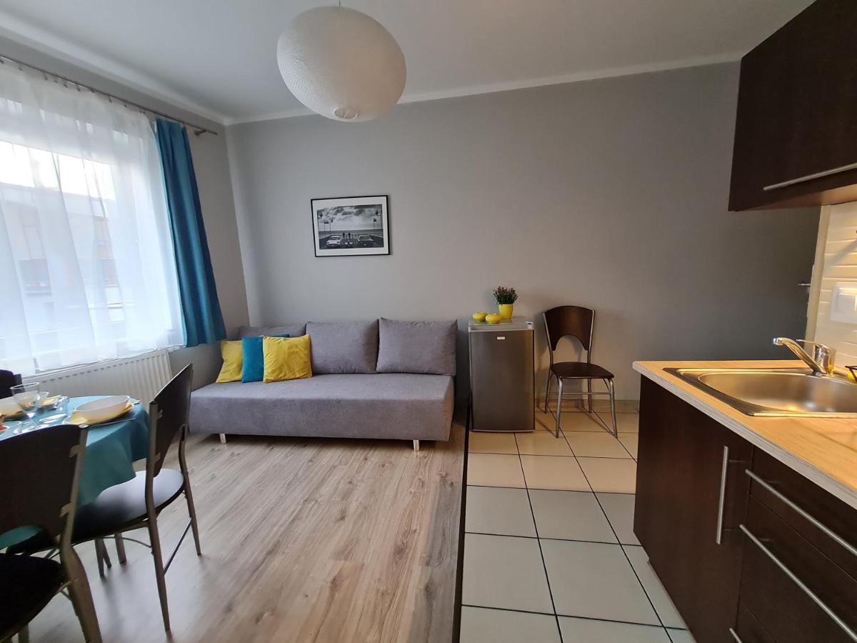 Bela - Pokoje Z Aneksami I Apartamenty Kolobrzeg Bagian luar foto