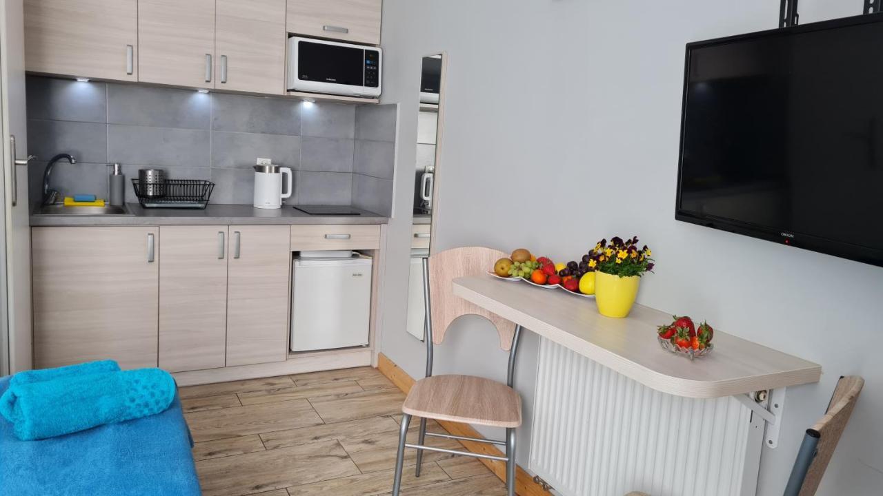 Bela - Pokoje Z Aneksami I Apartamenty Kolobrzeg Bagian luar foto