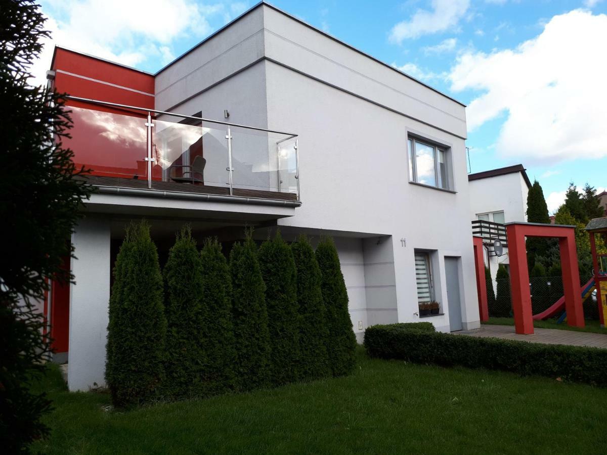 Bela - Pokoje Z Aneksami I Apartamenty Kolobrzeg Bagian luar foto